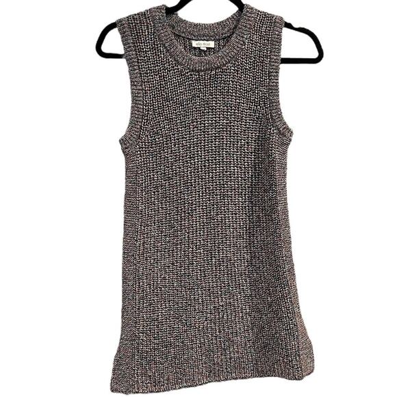 Ella Miss Junior Size Small Sleeveless Knitted sweater top - Picture 2 of 8